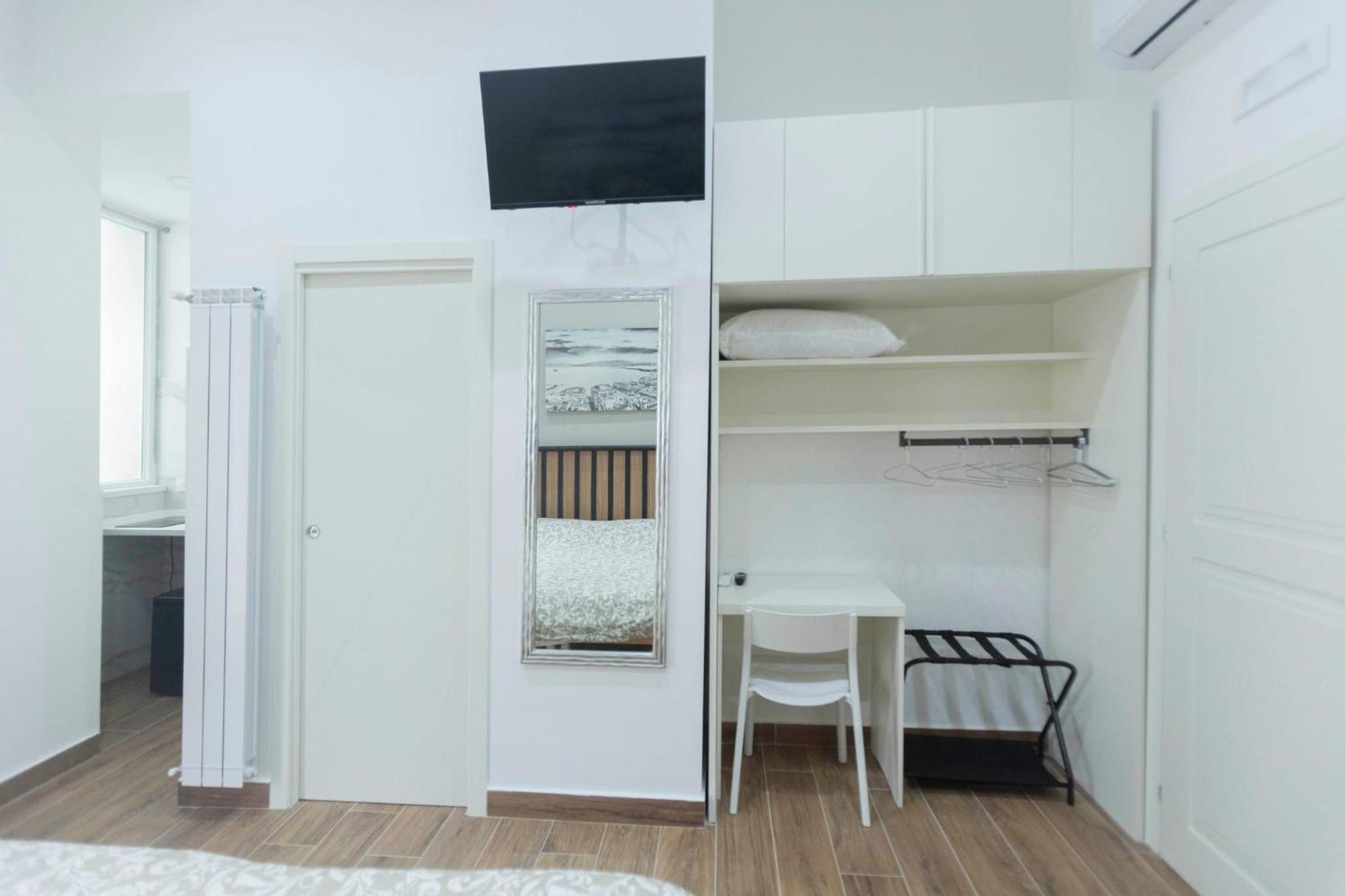 Vomero House Неаполь Экстерьер фото